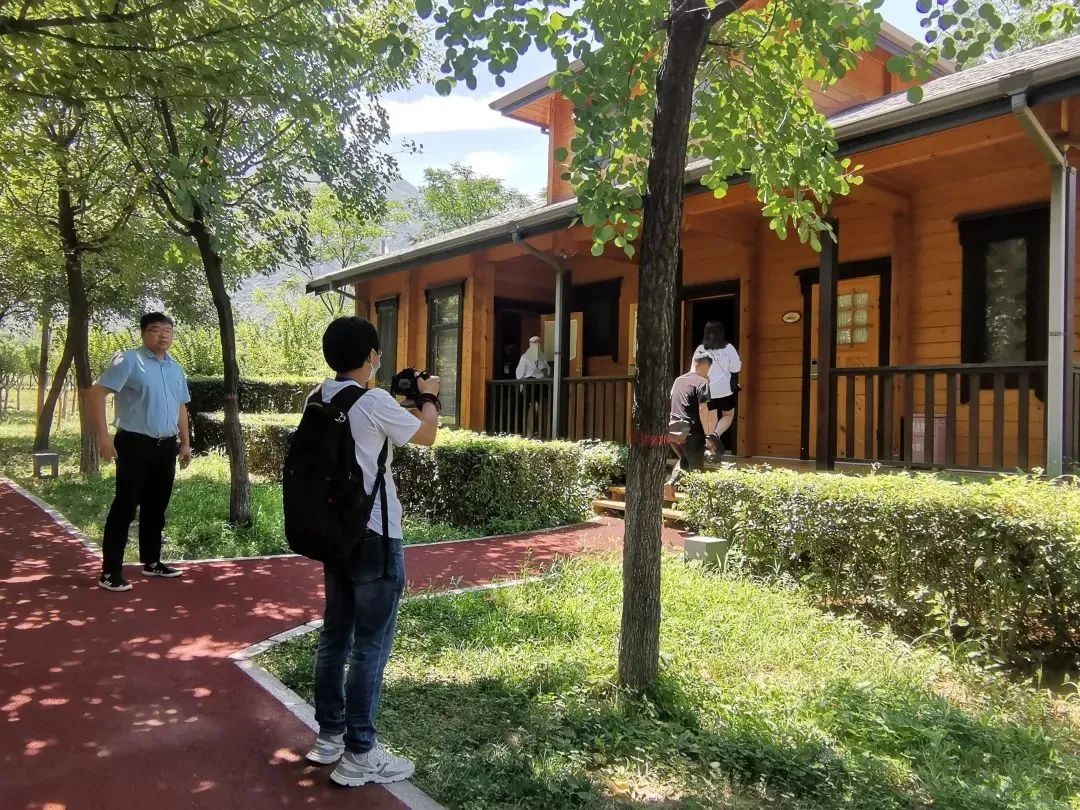 露营地采风.jpg 露营地采风.jpg