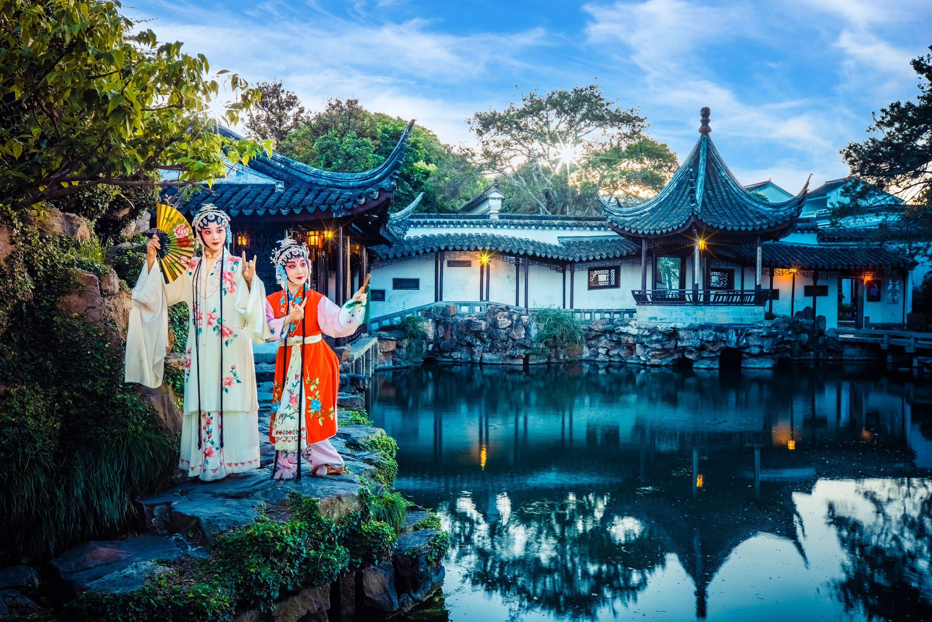 10 网师夜花园.jpg